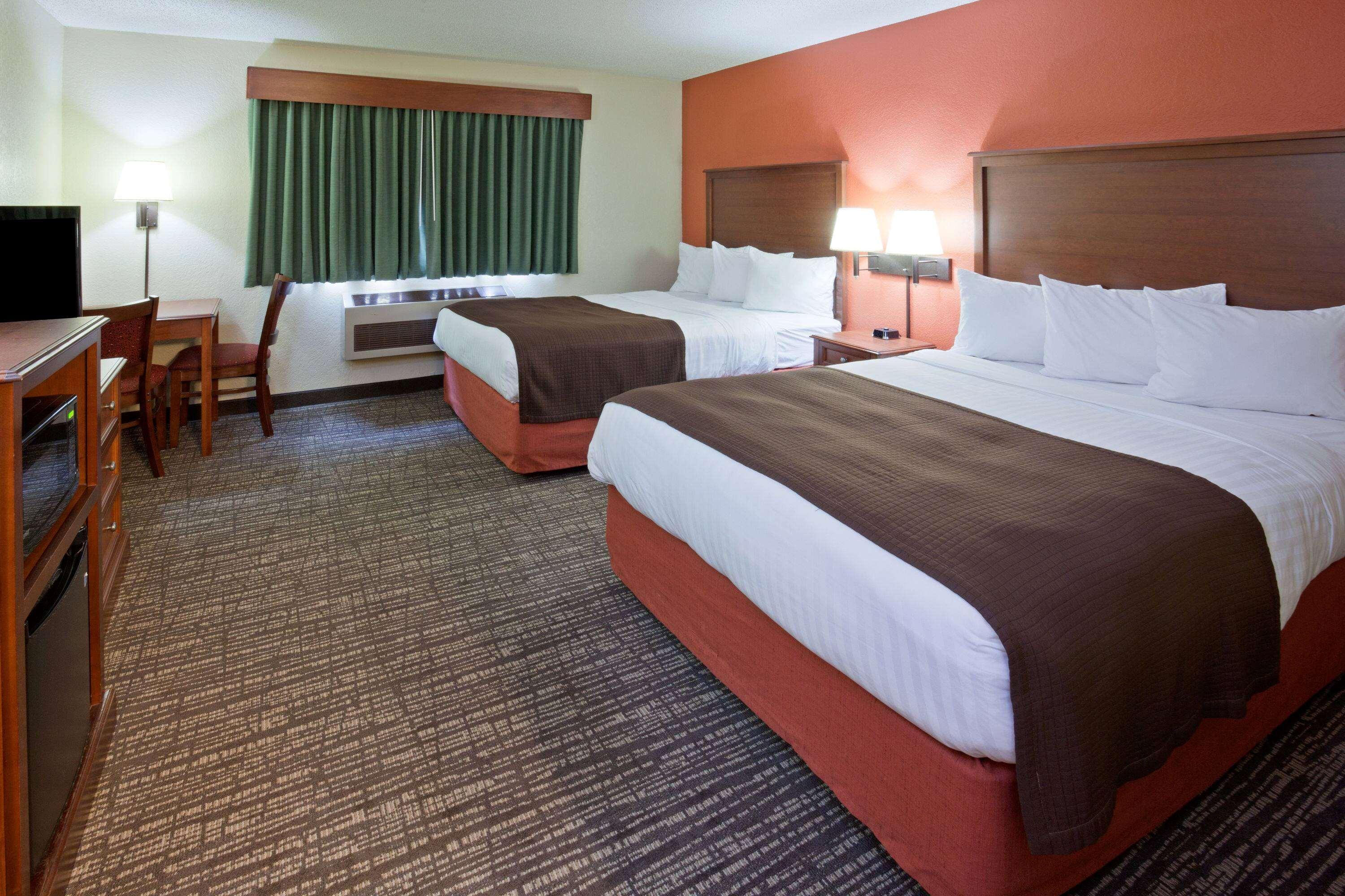 Americinn By Wyndham Alexandria Esterno foto
